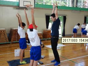 足立区立東栗原小学校「子供のスポーツ障害と予防策」
